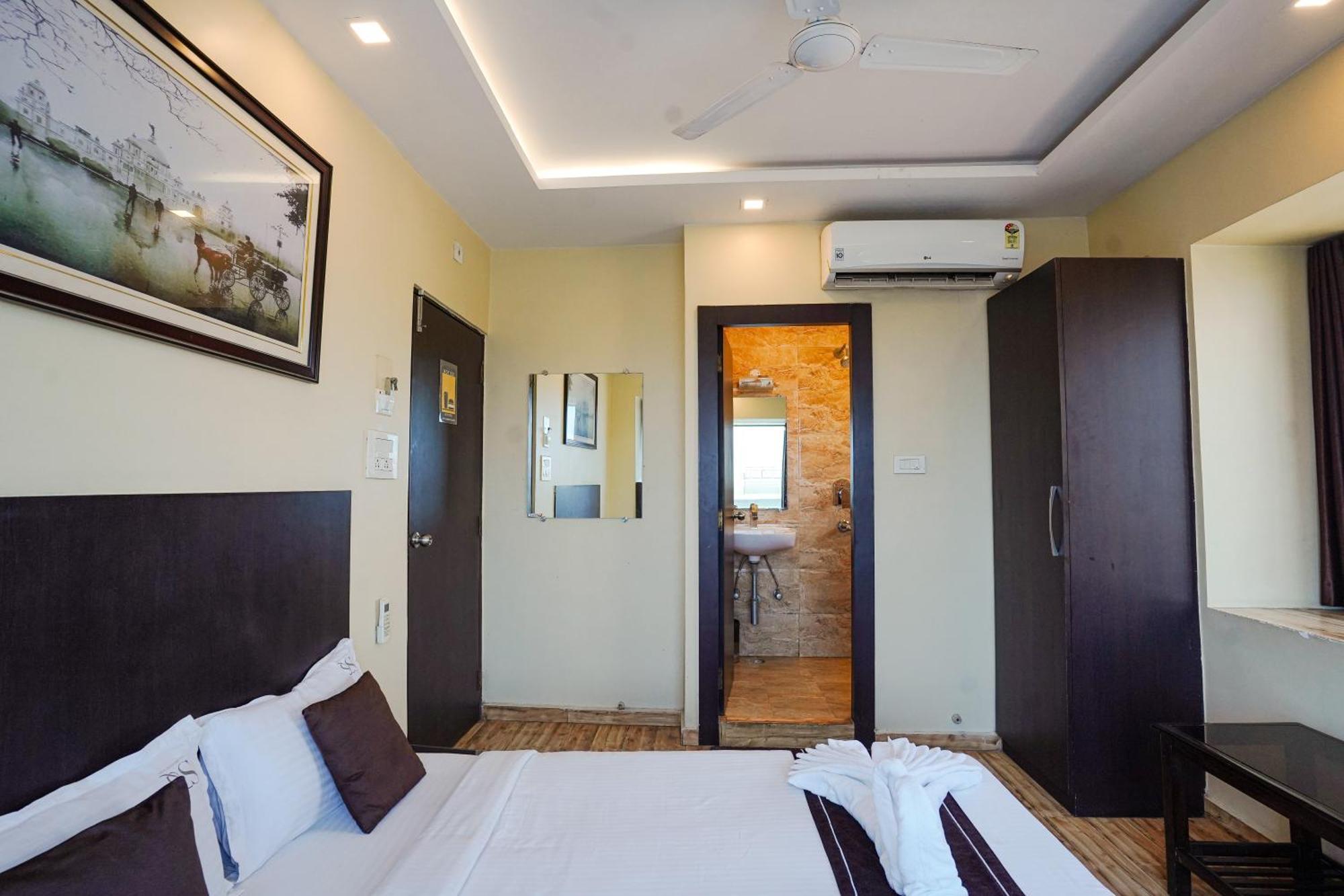 Hotel Sheldon International Near Science City Calcutta Exteriör bild